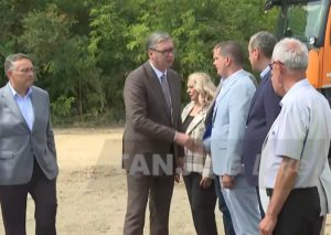(UŽIVO) Predsednik Vučić obilazi radove na izgradnji mosta preko Velike Morave (VIDEO)