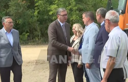 (UŽIVO) Predsednik Vučić obilazi radove na izgradnji mosta preko Velike Morave (VIDEO)