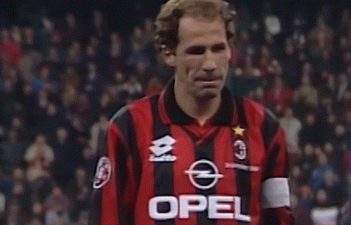 Milan se emotivno oprostio od legendarnog Barezija: "Moramo biti jaki"