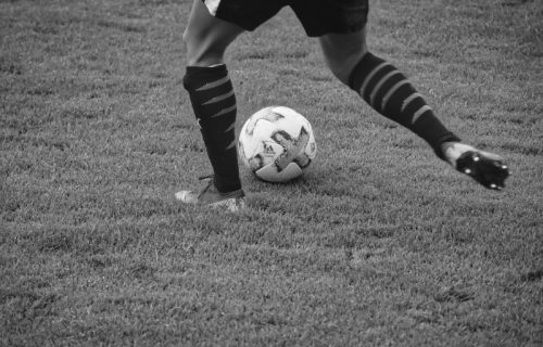 Fudbal zavijen u crno: Preminuo čuveni Franko Barezi