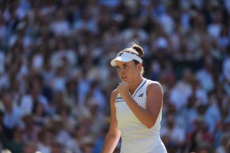 Vimbldon dobio novu kraljicu: Noskova slavila u češkom finalu