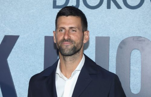 Dva velikana u istom kadru: Novak nije mogao da odbije slikanje sa legendarnim fudbalerom (FOTO)