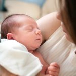 "Vaginalna setva" posle carskog reza: Zašto stručnjaci nisu saglasni oko ove metode