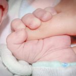 Milionska pomoć porodicama u Srbiji: Evo koliko novca sleduje za prvo, drugo, treće i četvrto dete