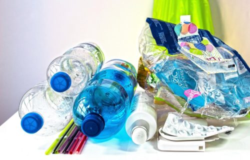 Ne bacajte plastične flaše: Jedna može da reši tri problema u kuhinji