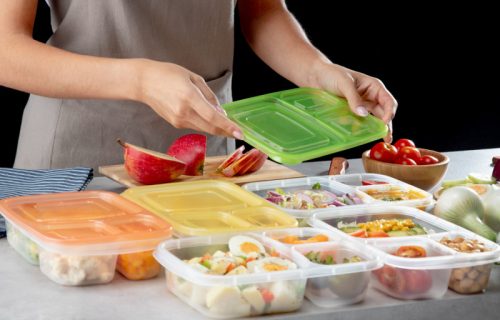 Ne morate da bacite svu plastiku: Jedna promena u kuhinji može da napravi veliku razliku