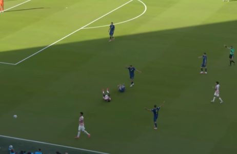 Velika sramota za fudbal: Otkriveno kako je Tramp vratio fudbalera SAD na Mundijal (VIDEO)