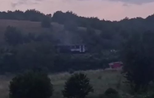 Drama na putu Niš-Svrljig: Zapalio se šinobus, evakuisano 11 putnika