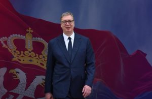 Vučić: “Ja sam slobodan čovek, ponosni Srbin koji služi samo Srbiji i svom narodu” (FOTO)