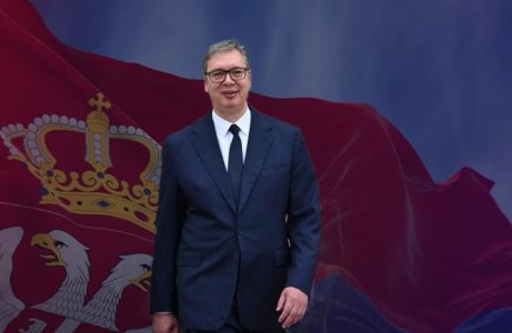 Vučić: “Ja sam slobodan čovek, ponosni Srbin koji služi samo Srbiji i svom narodu” (FOTO)