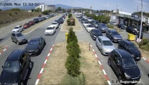 Kreću velike letnje gužve na granicama: Seničić otkrio koje termine treba izbegavati za put ka Grčkoj