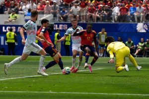 Španija ide u polufinale: Katastrofalna greška rezervnog golmana skupo koštala Belgiju