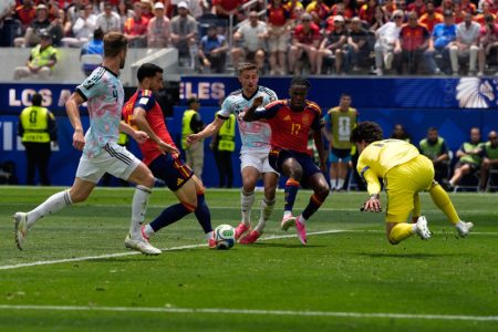 Španija ide u polufinale: Katastrofalna greška rezervnog golmana skupo koštala Belgiju