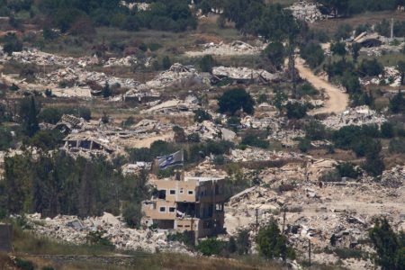 Izrael briše sve tragove naselja u Libanu: Kuće raznose, buldožeri preoravaju čak i puteve