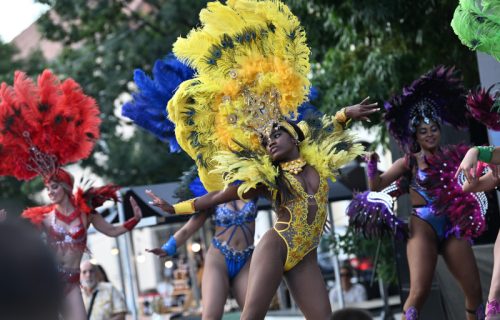 Zemunski karneval defileom počeo na Velikom trgu, bogat program sve do 19. jula (FOTO)
