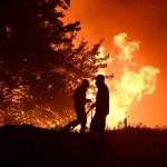 Vatra preti selima: Krit i Paros i dalje na udaru, novi požar buknuo usred noći