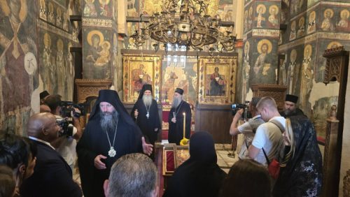 Patrijarh Porfirije i pastor Berns stigli u manastir Gračanica: Dočekao ih mitropolit raško – prizrenski