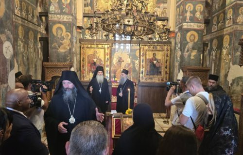 Patrijarh Porfirije i pastor Berns stigli u manastir Gračanica: Dočekao ih mitropolit raško - prizrenski