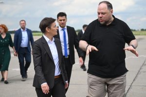 Brnabić dočekala predsednika Vrhovne rade Ukrajine: “Dobro došao u Srbiju, dragi prijatelju” (FOTO)