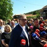 "Ovo znači život za ova sela, za ljude": Vučić obišao radove na deonici između Gornjih i Donjih Sinkovaca