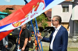 Vučić podelio snimak: “Odgovornih za napad u Potočarima nikada neće biti, znamo imena ljudi, neki su se izvinili” (VIDEO)