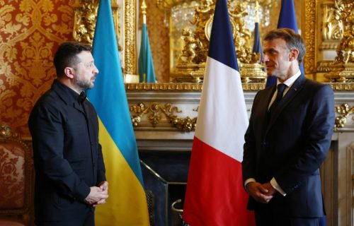 Zelenski odlikovao Makrona Ordenom slobode kao priznanje za pomoć i podršku Ukrajini