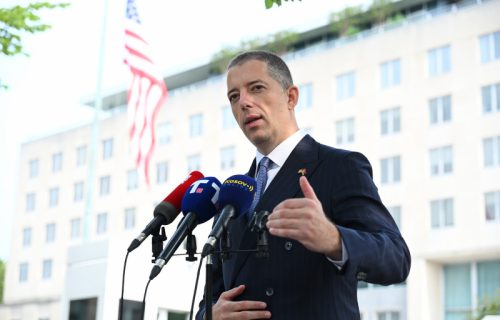 Danas počinje strateški dijalog sa SAD: Đurić potpisao Sporazum Artemis, Stejt department čestitao Srbiji