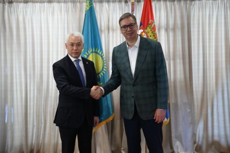 Vučić primio u oproštajnu posetu ambasadora Kazahstana: Značajan doprinos unapređenju naših odnosa