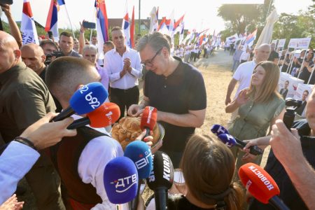 Vučić: “Bez obzira na njihova istraživanja, biće teško da oni koji su rušili pobede”