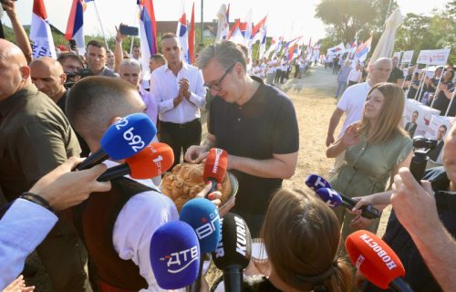 Vučić: "Bez obzira na njihova istraživanja, biće teško da oni koji su rušili pobede"