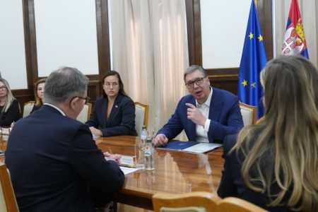 Važan sastanak: Vučić sa delegacijom EBRD o jačanju partnerstva
