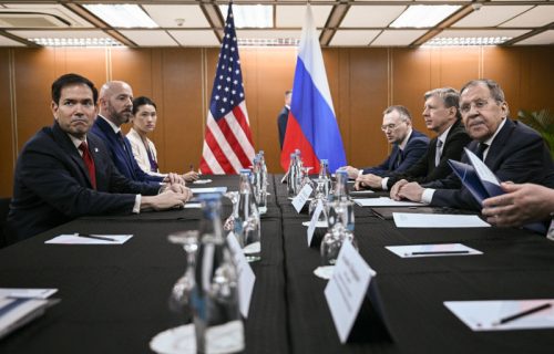 Lavrov upozorio Rubija povodom Ukrajine: "Neprihvatljivo dalje naoružavanje, žele strateški poraz Rusije"