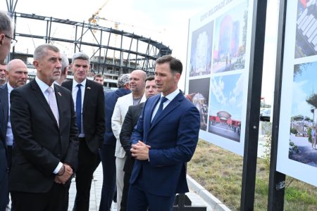 Mali predstavio projekat Ekspo 2027 premijeru Češke: “Ovo će biti najuspešniji specijalizovani Ekspo u istoriji” (FOTO)