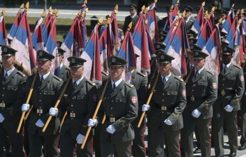 Pogledajte najlepše slike sa današnje svečanosti: Promovisana nova generacija oficira Vojske Srbije