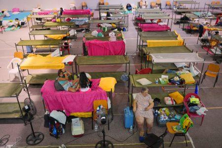 Situacija u Španiji i dalje ozbiljna: U najagresivnijem požaru u istoriji evakuisano 90.000 ljudi