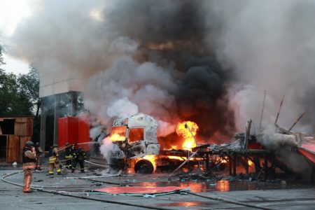 Ruski raketni napad na Zaporožje: Poginulo sedam radnika čeličane, povređeno više od 20 ljudi