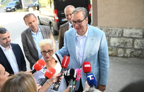 Vučić u selu Vasilj: Knjaževac će imati vrhunski dom zdravlja, kupićemo još mobilnih ambulanti