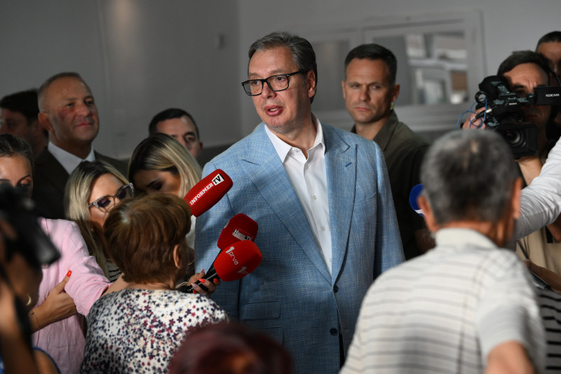 Ovi lekovi su jeftiniji od subote: Vučić se obratio i najavio kazne za one koji ne poštuju odluku