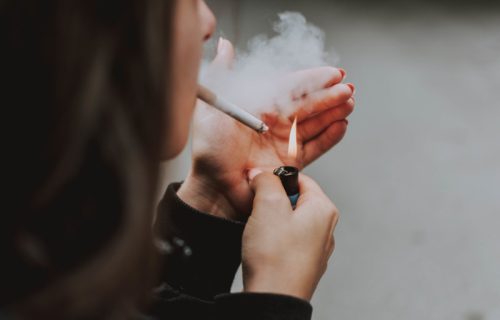 Naučnici izdvojili osam navika koje skraćuju život 20 godina: Jedna je posebno opasna