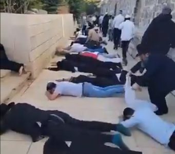 Izraelski doseljenici ušli u kompleks džamije Al Aksa: Sličan upad poslužio kao povod za napad 7. oktobra