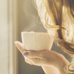 Kafa i kosa: Da li su zaista vidljivi rezultati, ukoliko isperete kosu kafom?