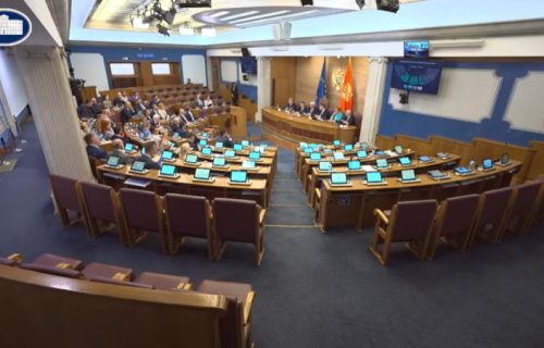 Treći put za tri godine: Skupština izglasala rekonstrukciju vlade Crne Gore