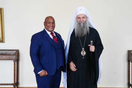 Patrijarh Porfirije razgovarao sa savetnikom predsednika SAD pastorom Bernsom