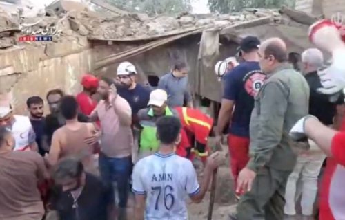Novi talas napada na Iran: SAD gađale stambeno naselje na ostrvu Kešm, civili zatrpani ispod ruševina