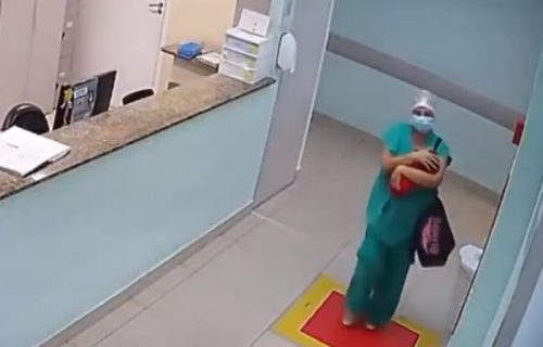 Jeziv snimak iz bolnice: Danijela predala bebu medicinskoj sestri, pokajala se čim je videla šta nosi