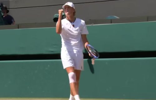 Krv nije voda: Sin legende svetskog tenisa prvu pobedu na ATP turu slavio kao nekada tata (FOTO)