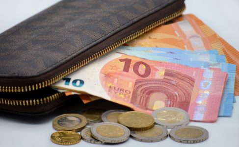 Prosečna plata u Zagrebu premašila 200.000 dinara: Evo ko zarađuje najviše, a ko najmanje
