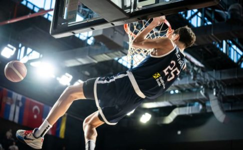 Oni su brutalni: Košarkaši Srbije razmontirali Litvaniju za polufinale Svetskog prvenstva