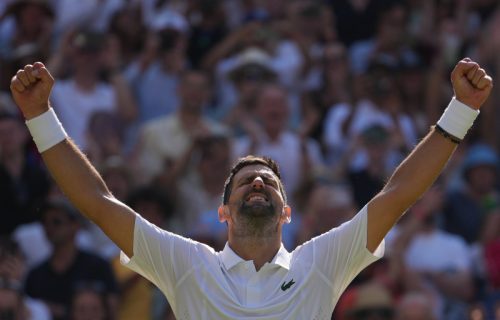 Novak oborio Federerov rekord, pa ga izazvao: "Rodžere, dođi da vidimo ko će do 106"...
