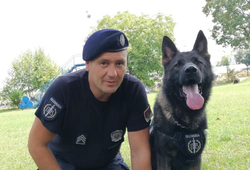Da nije bilo njega potraga bi trajala danima: Kofer sa telom Ruskinje pronašao policijski pas (FOTO)